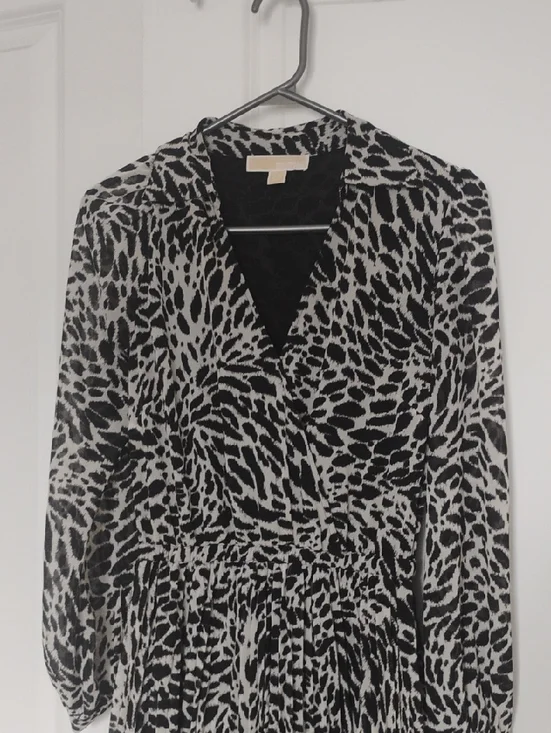 Michael Kors Black and White Printed Wrap-Style Midi Dress - Picture 3 of 6